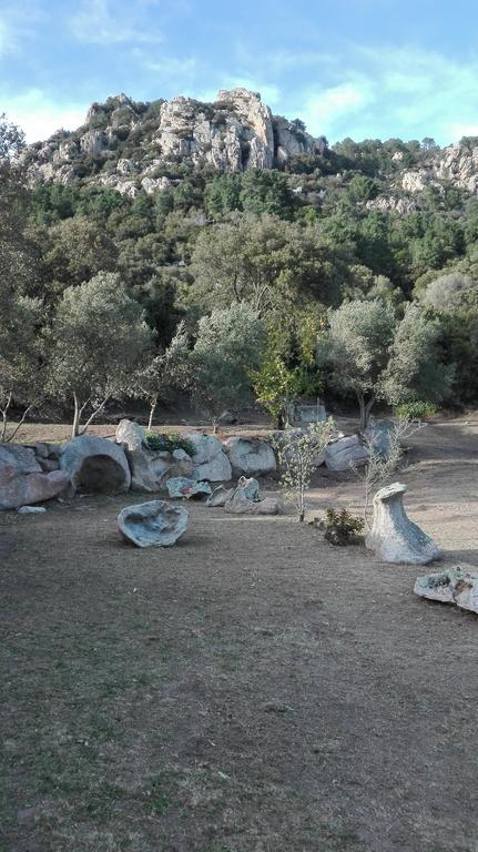Agriturismo Monte Pino Telti Eksteriør bilde