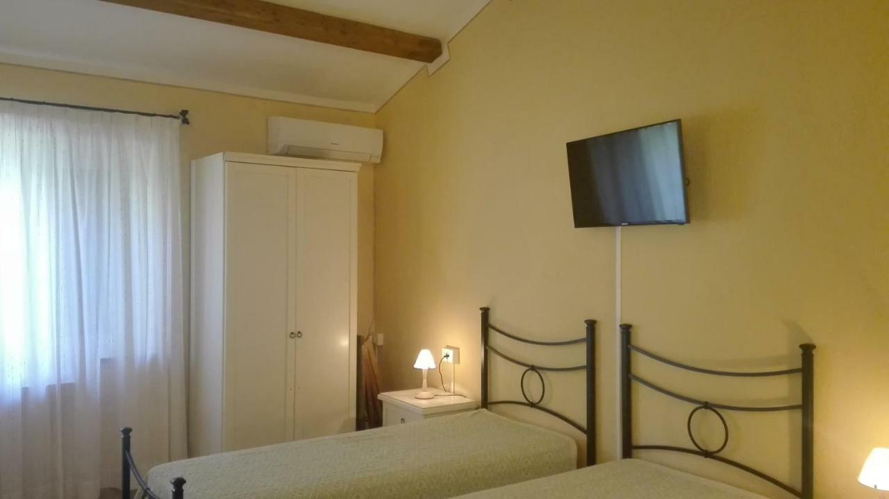 Agriturismo Monte Pino Telti Eksteriør bilde