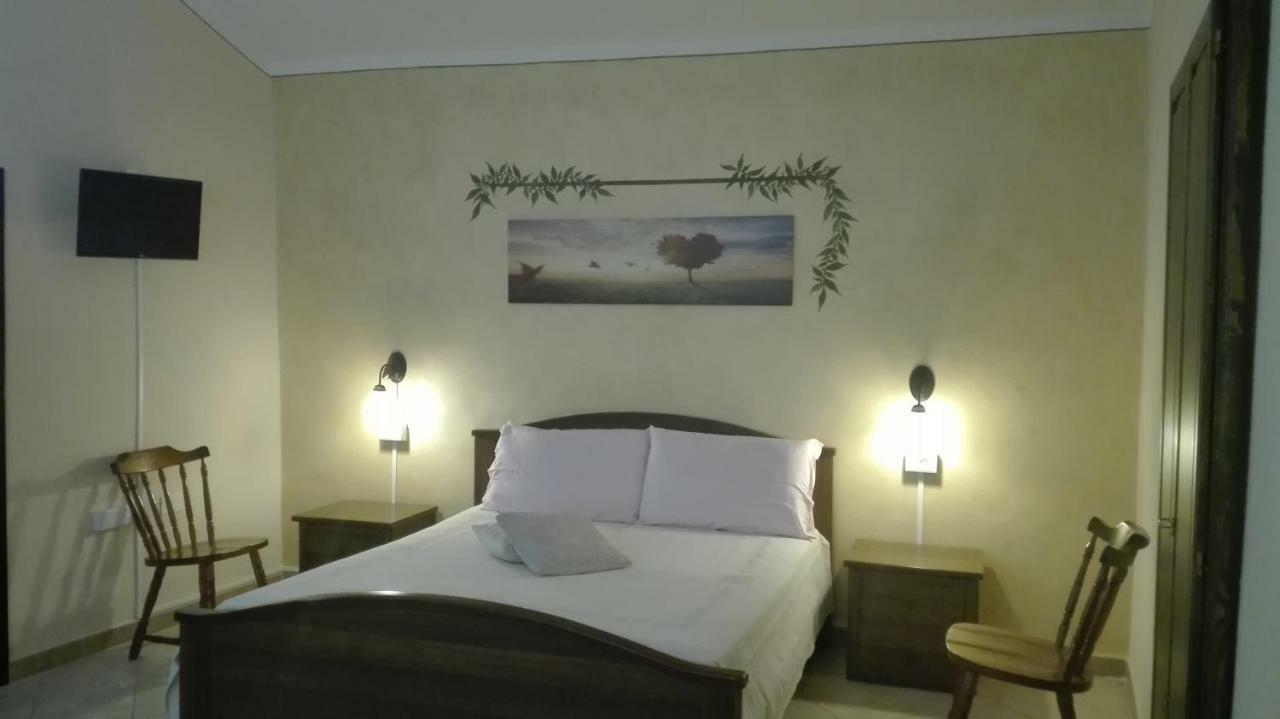 Agriturismo Monte Pino Telti Eksteriør bilde
